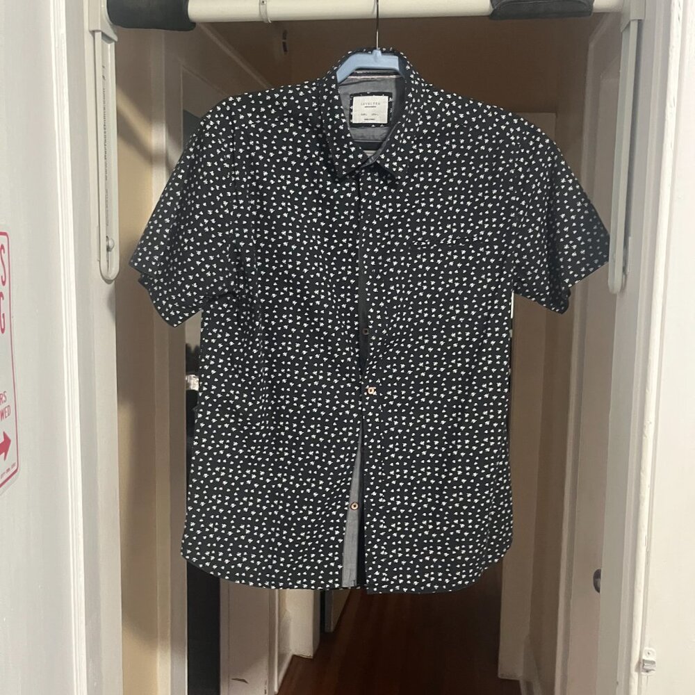 LEVEL TEN Men's Modern Patterned Button-Down Shirt - US L / EUR L